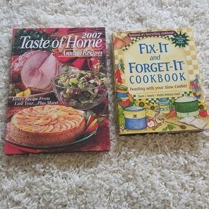 TASTE OF HOME cookbook 🖤